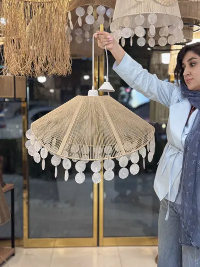 لوستر رافیا مدل کلاهی 60همراه با صدف طبیعی